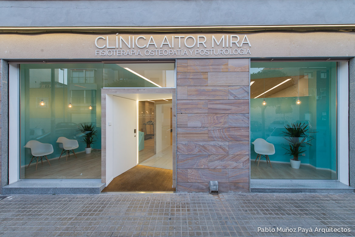 Reforma integral y diseño interior clínica de fisioterapia Aitor Mira - Pablo Muñoz Payá Arquitectos 27